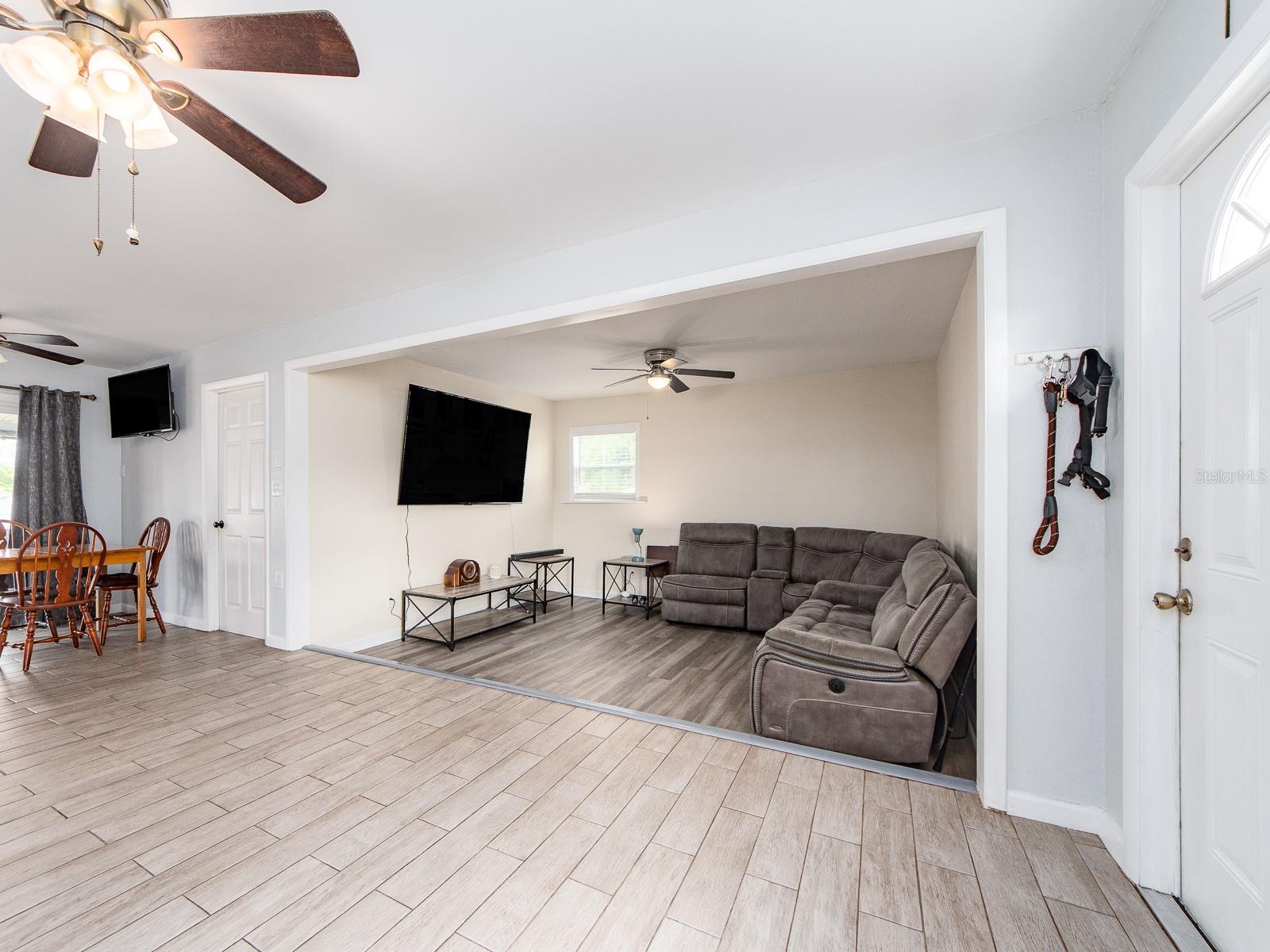 AVONDALE ESTATES - Residential