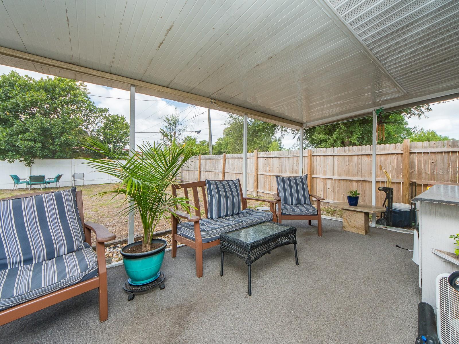 AVONDALE ESTATES - Residential