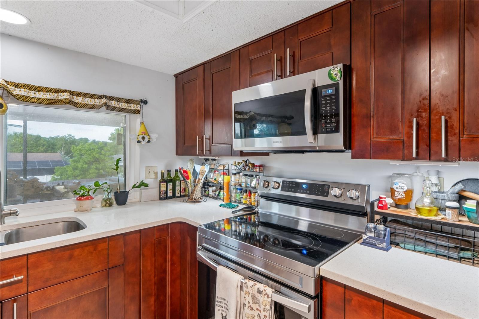 BEACON WOODS IRONWOOD VILLAGE - Residential