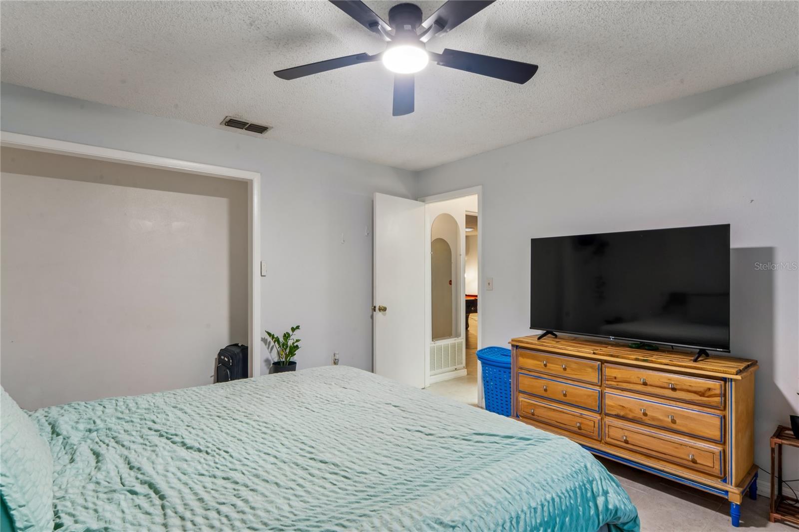 BEACON WOODS IRONWOOD VILLAGE - Residential