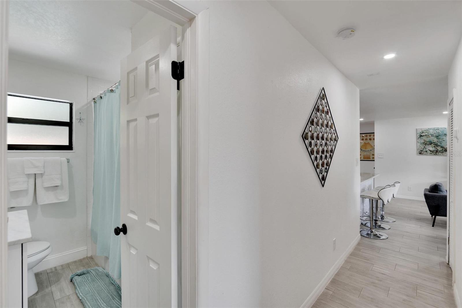 GANDY GARDENS 5 - Residential Lease