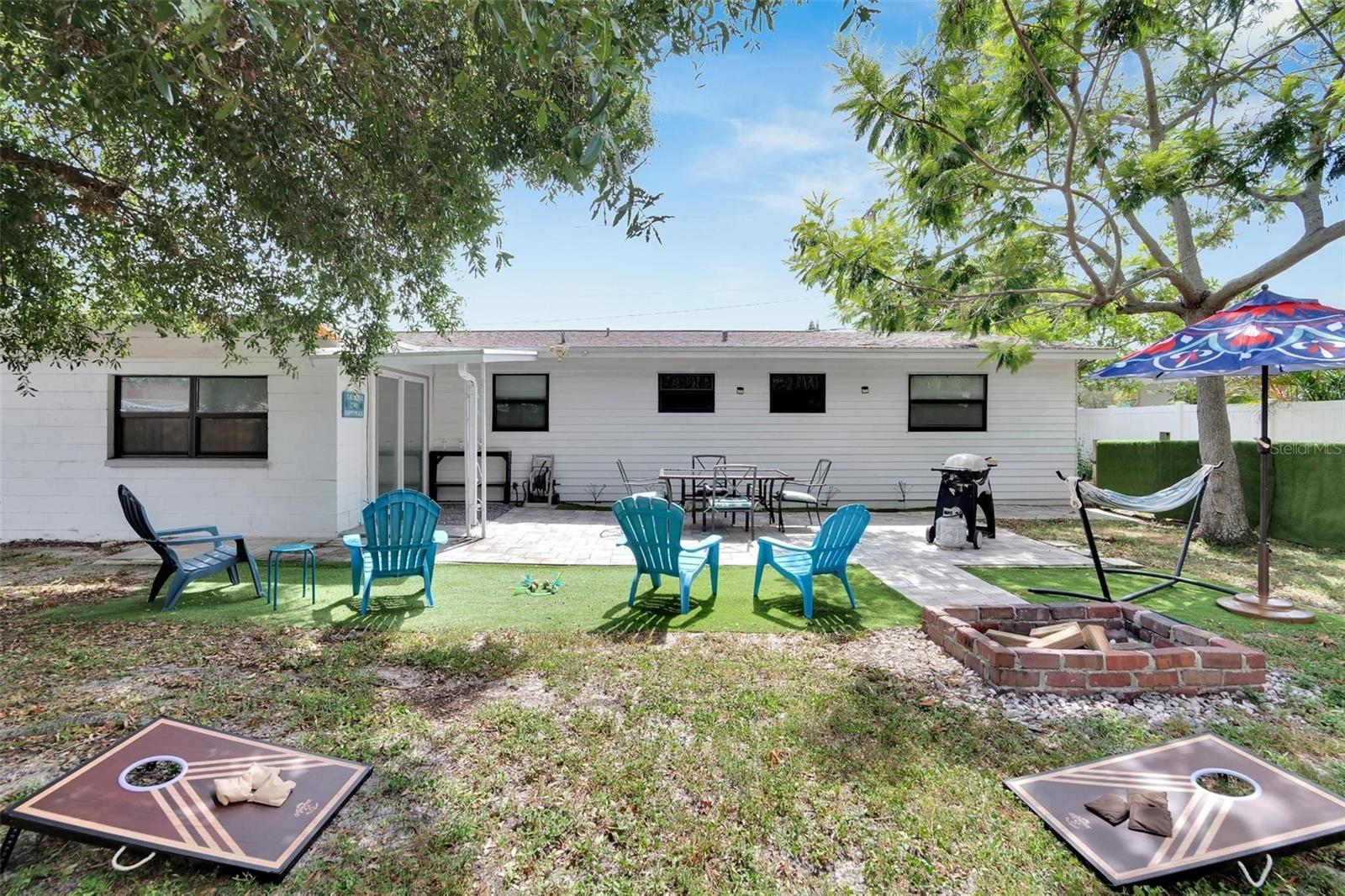 GANDY GARDENS 5 - Residential Lease