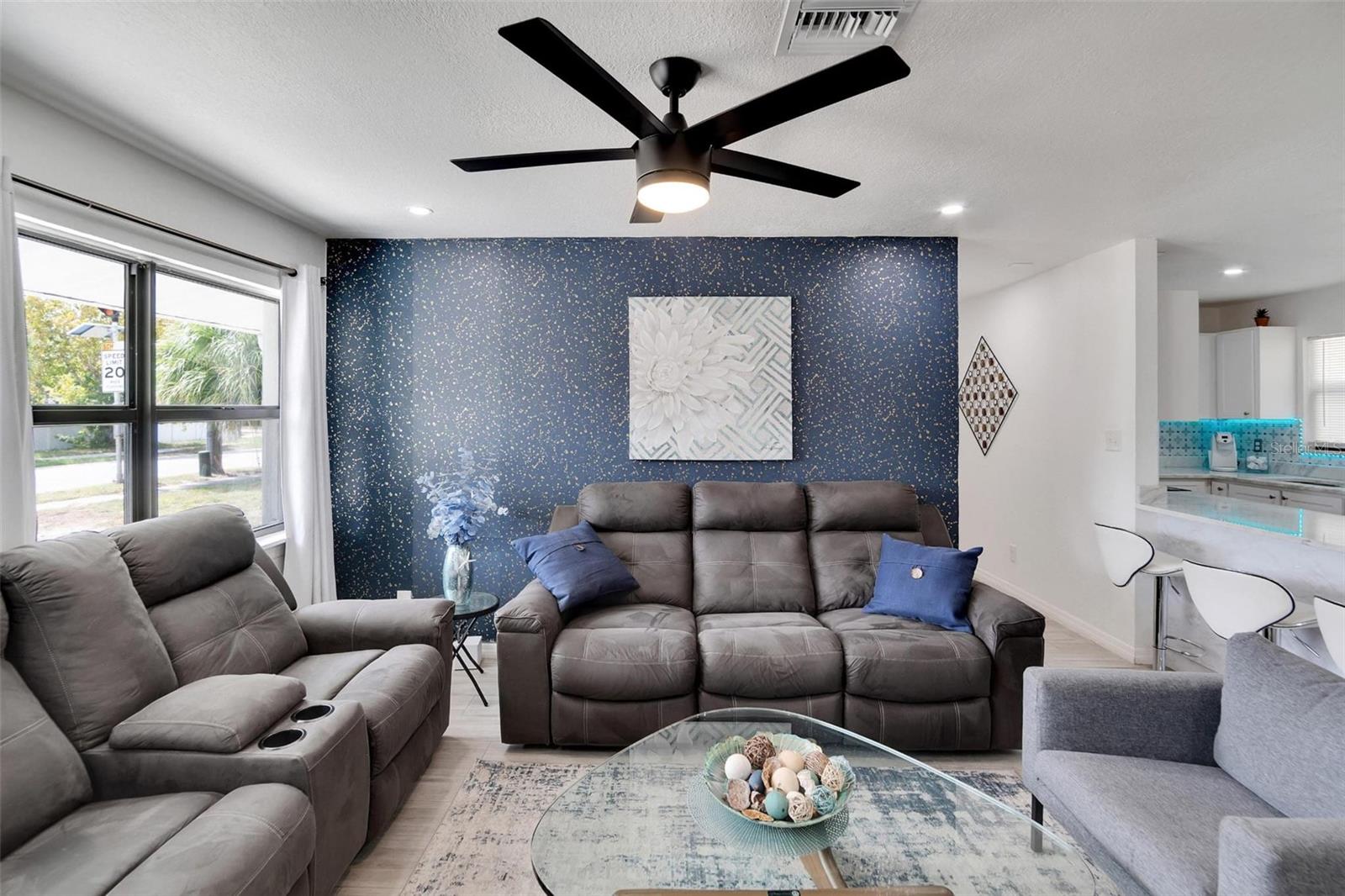 GANDY GARDENS 5 - Residential Lease