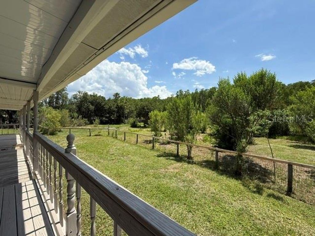 Photo of 17889 Thomas Boulevard, Hudson, FL 34667 (MLS # TB8511910)
