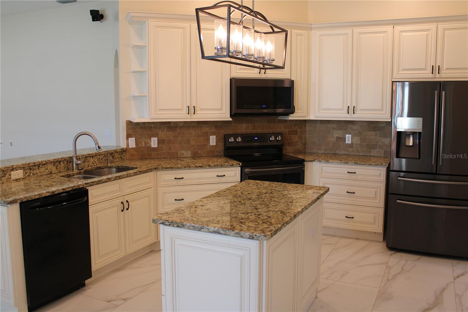 SABAL HARBOUR PH VI - Residential Lease