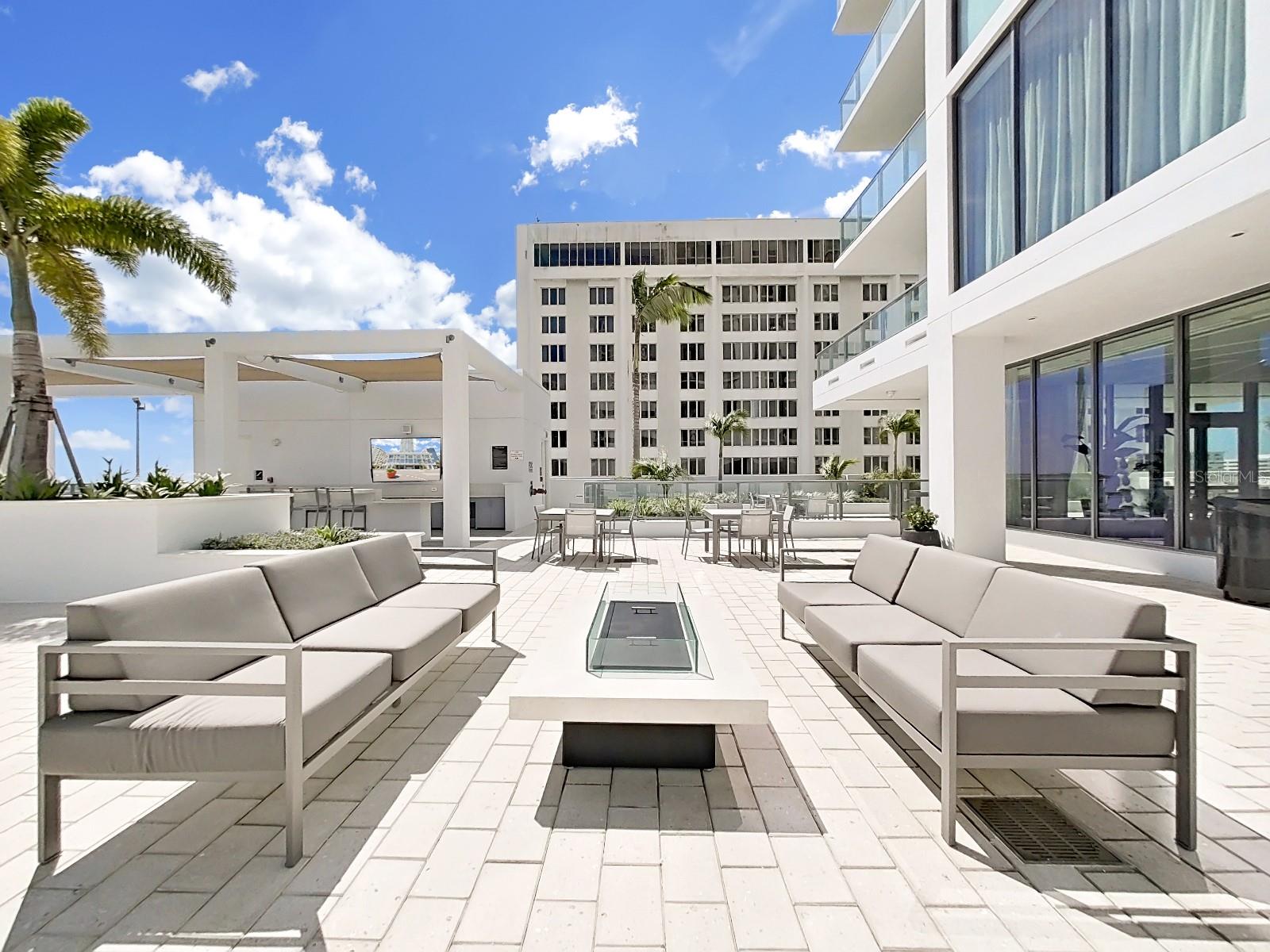 SALTAIRE CONDO - Residential