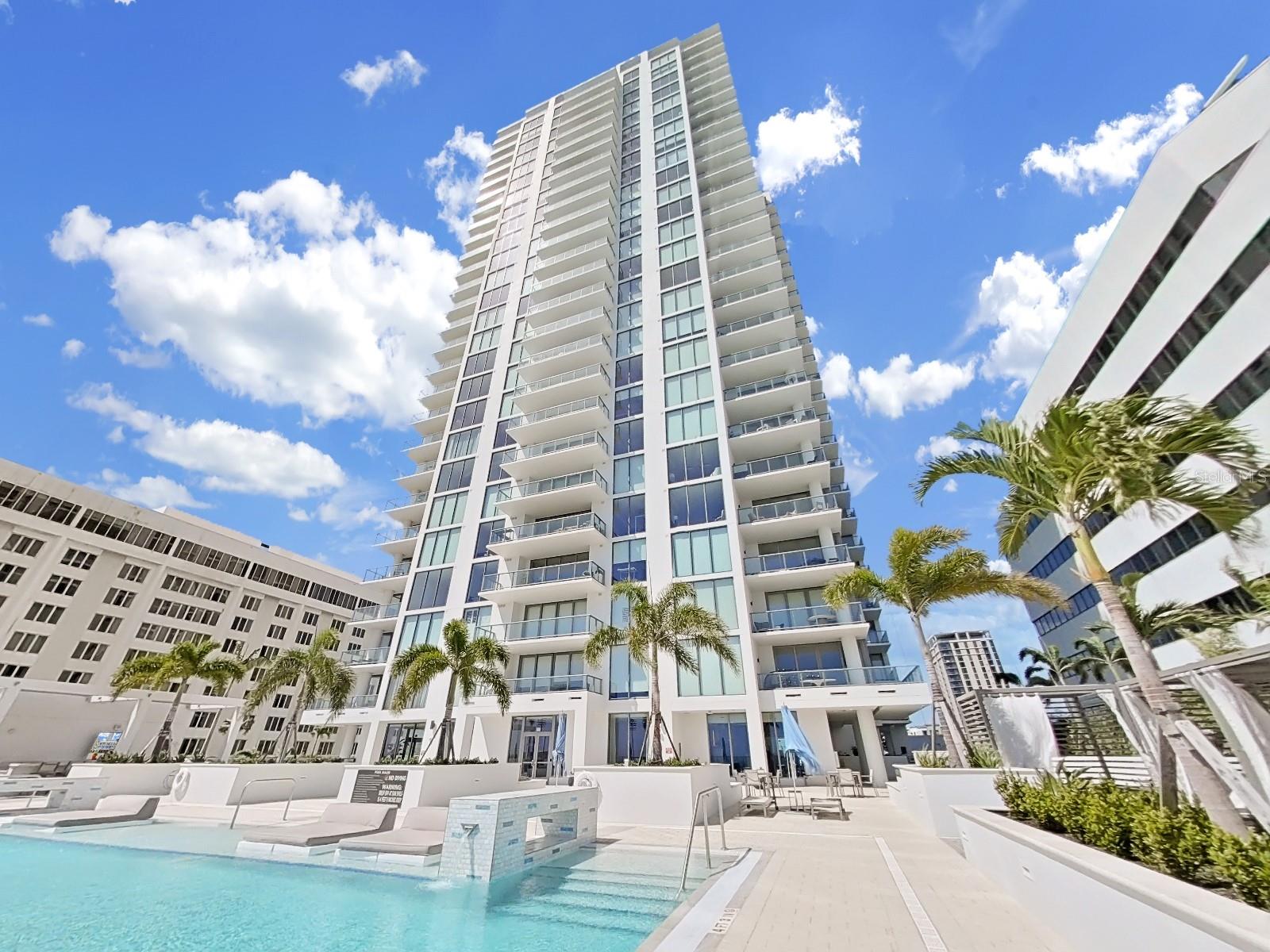 SALTAIRE CONDO - Residential