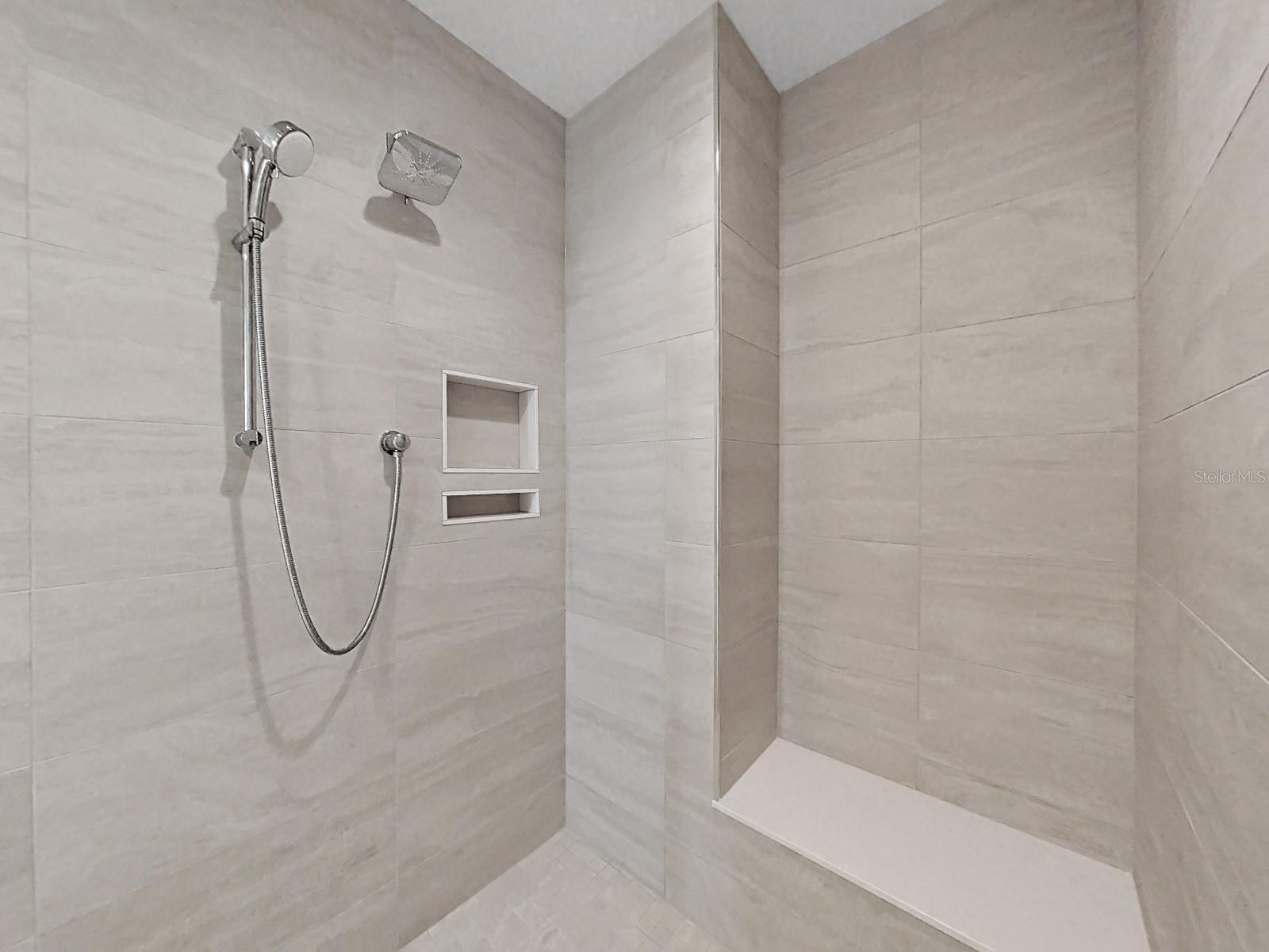 SALTAIRE CONDO - Residential