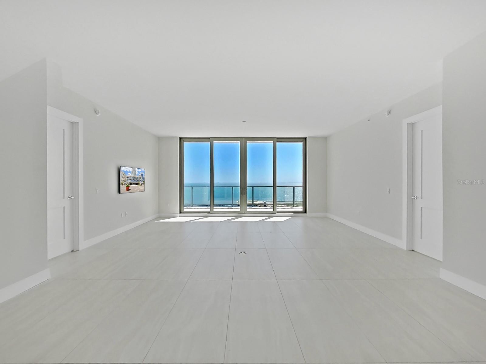 SALTAIRE CONDO - Residential