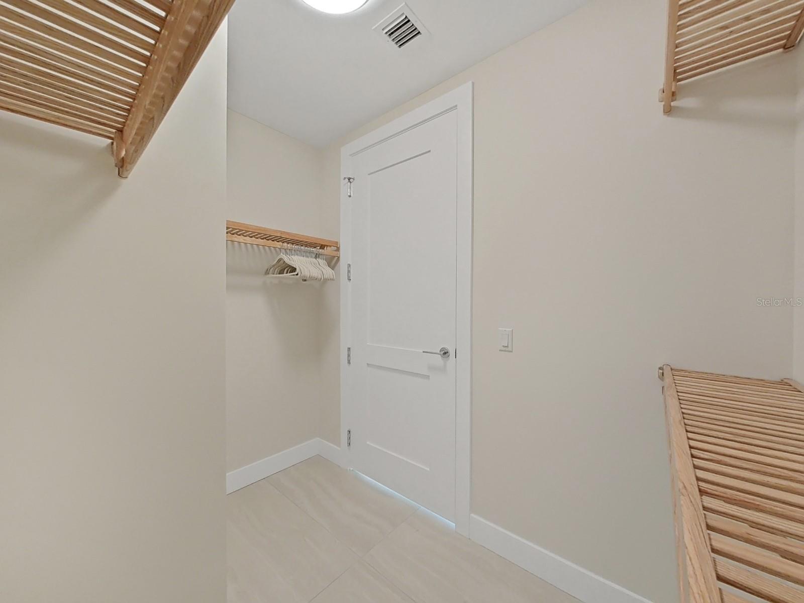 SALTAIRE CONDO - Residential