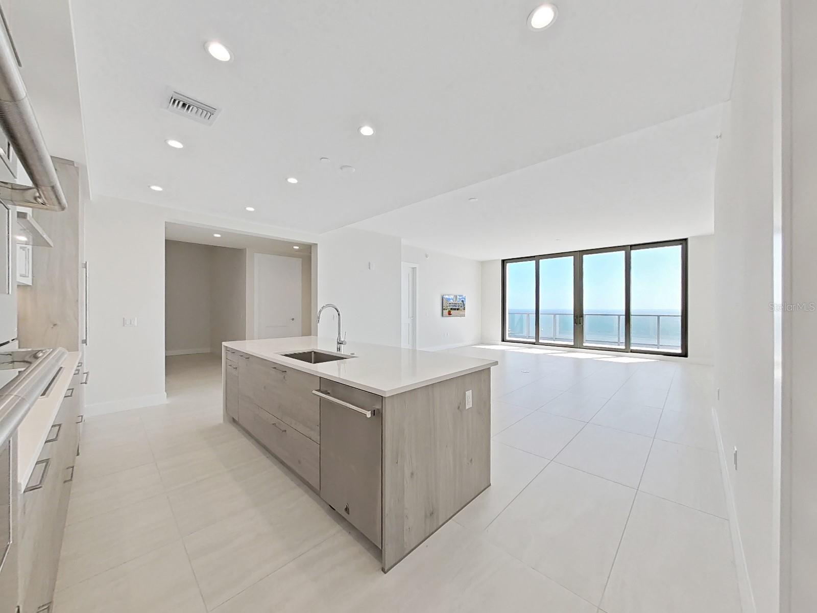 SALTAIRE CONDO - Residential