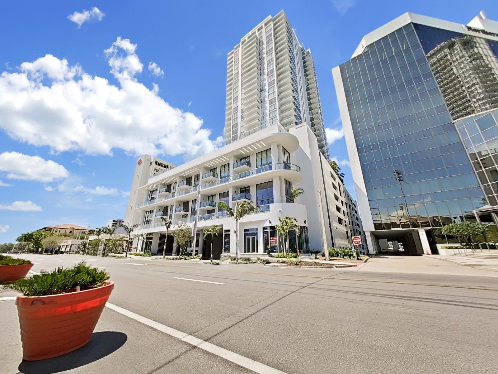 SALTAIRE CONDO - Residential