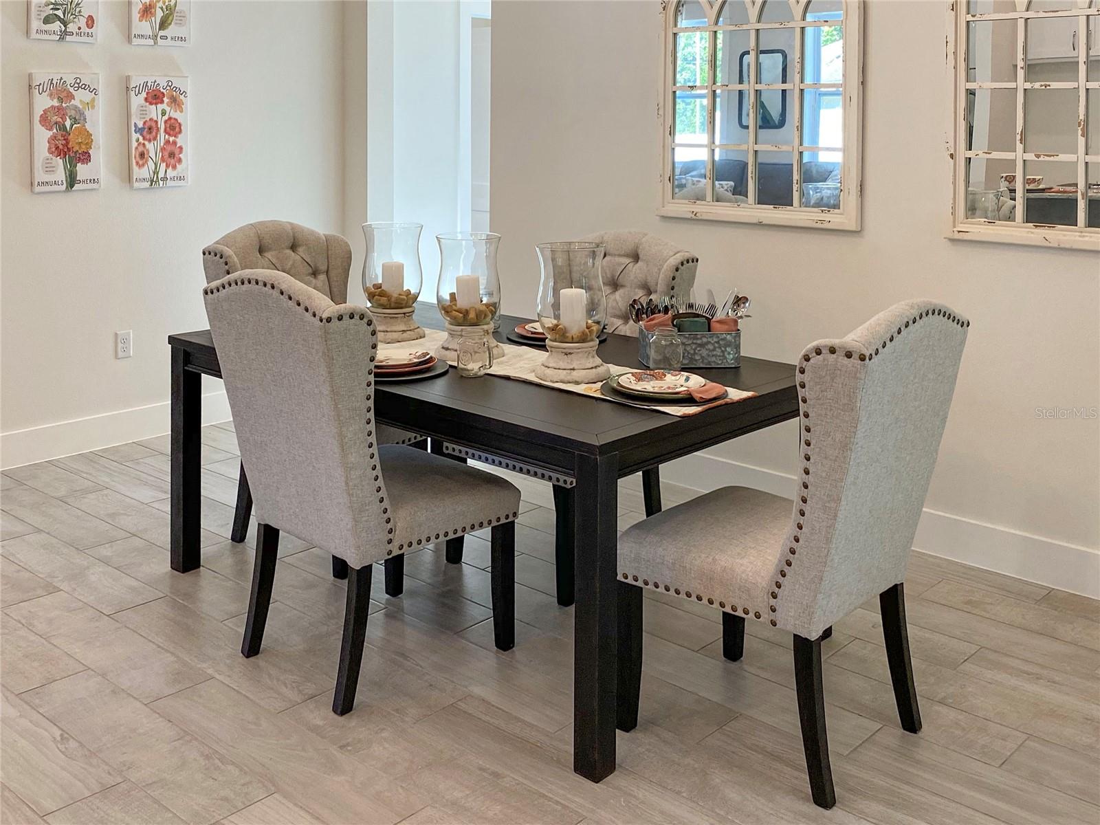 AZALEA WALK/PLYMOUTH - Residential