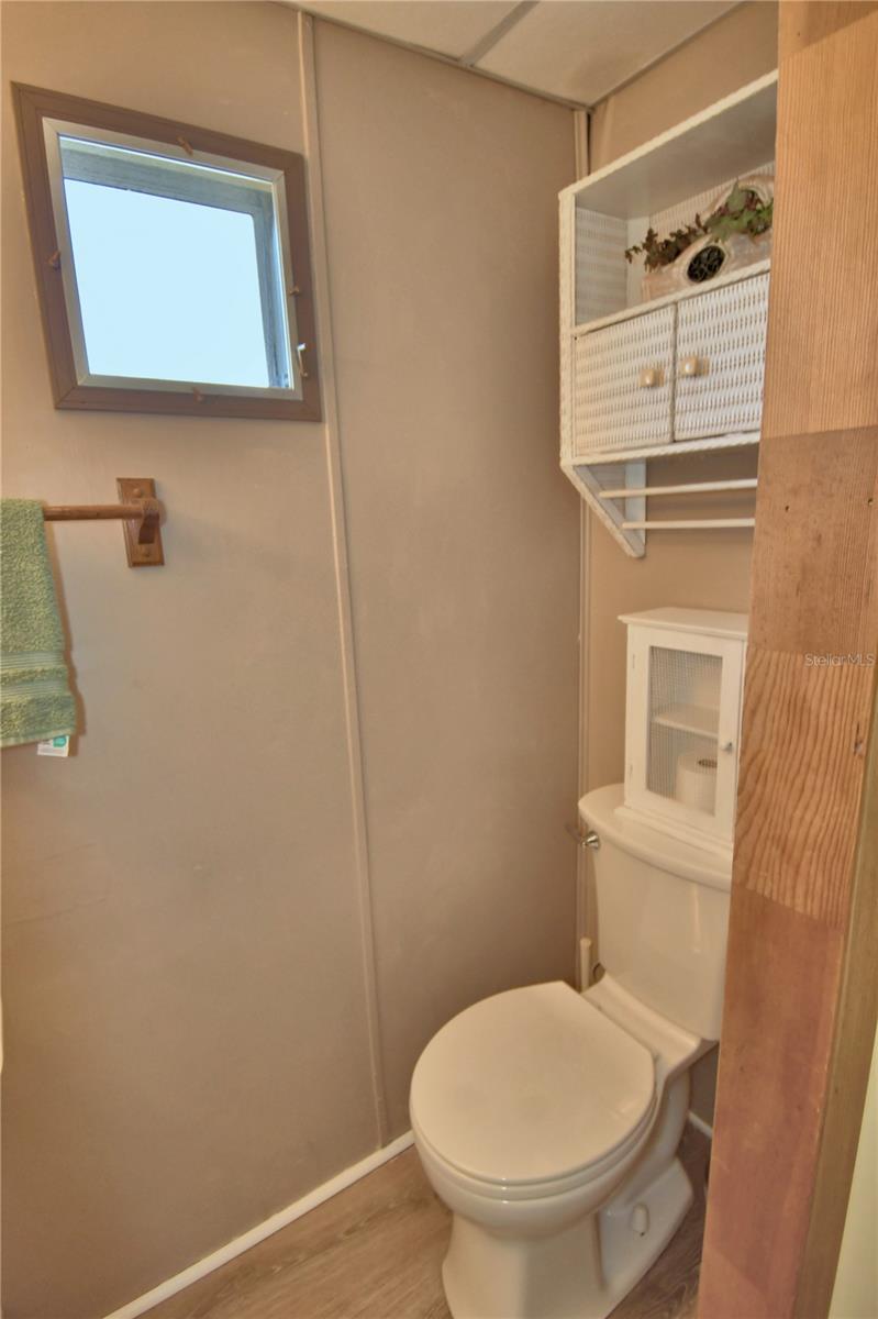 ARIANA SHORES MHP - Residential