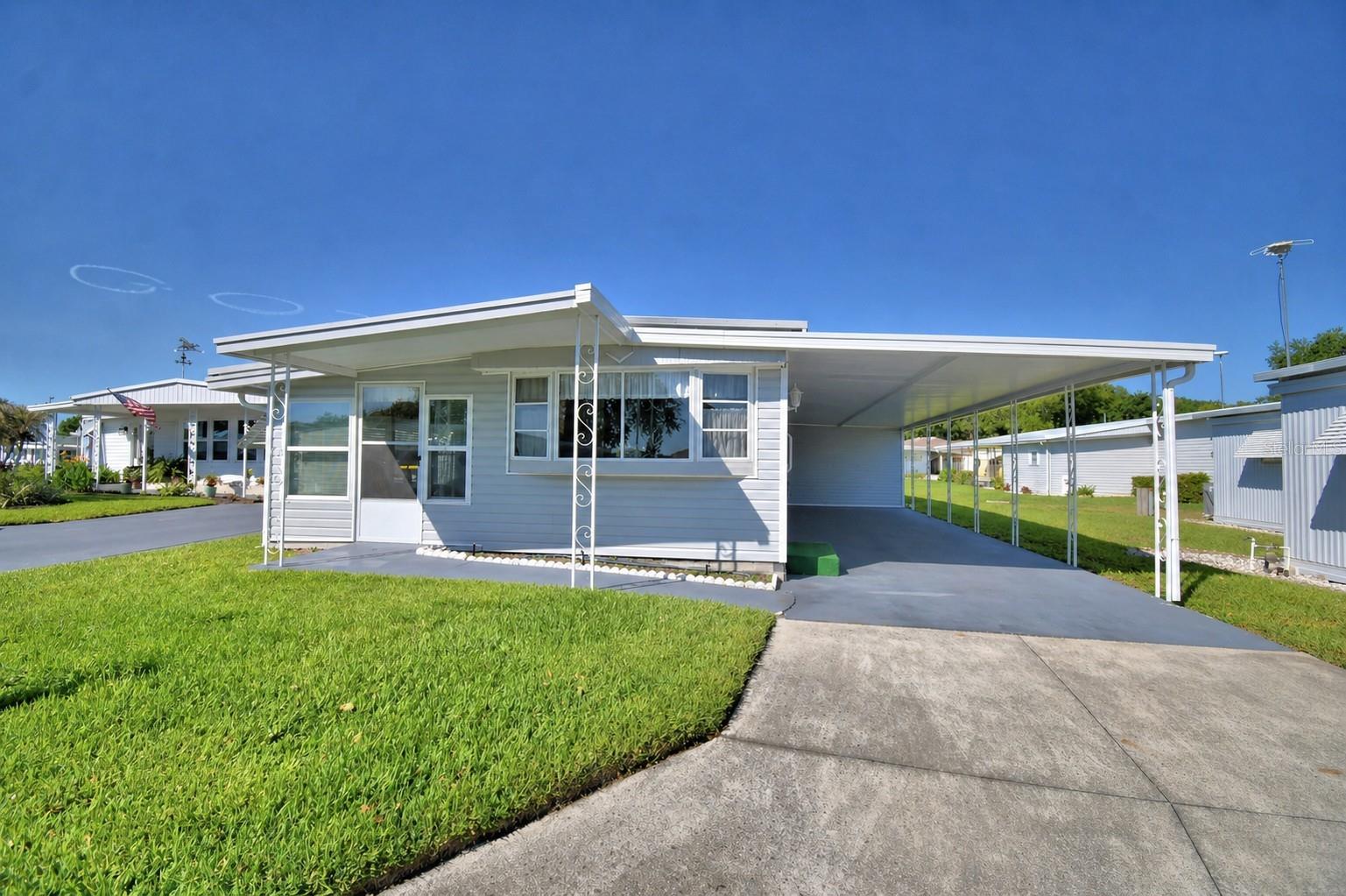 ARIANA SHORES MHP - Residential