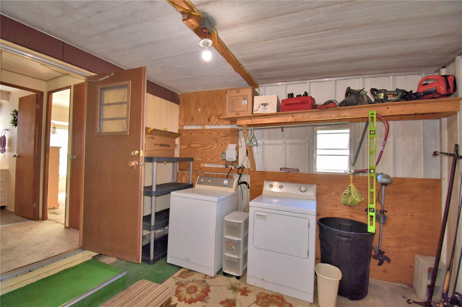 ARIANA SHORES MHP - Residential