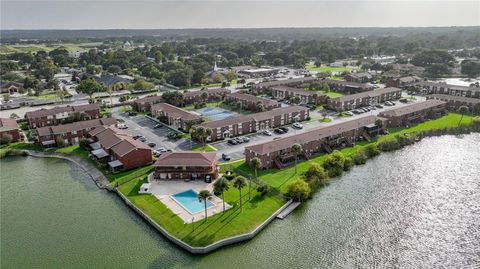 A home in LAKELAND