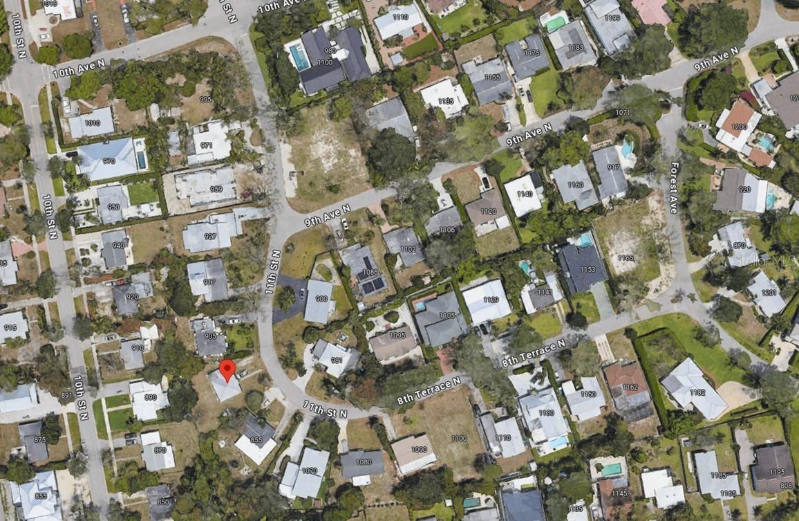 LAKE PARK - Residential