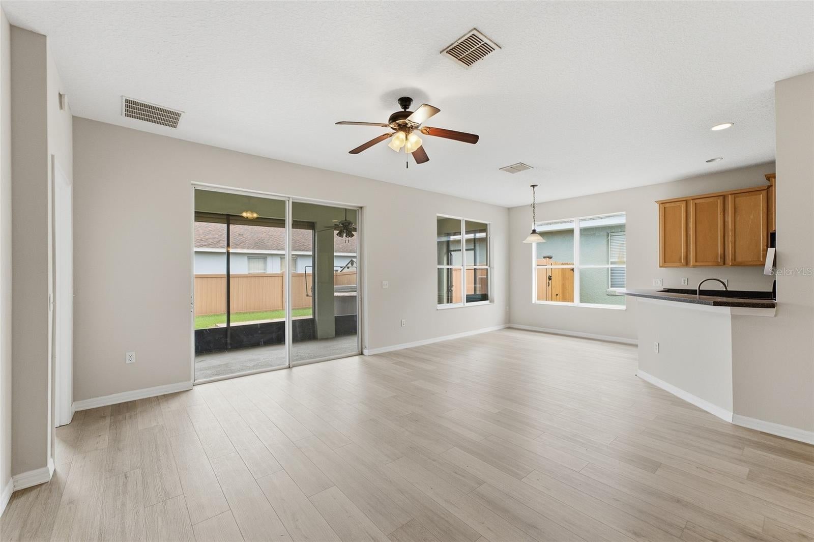 185 VENETIAN BAY CIRCLE