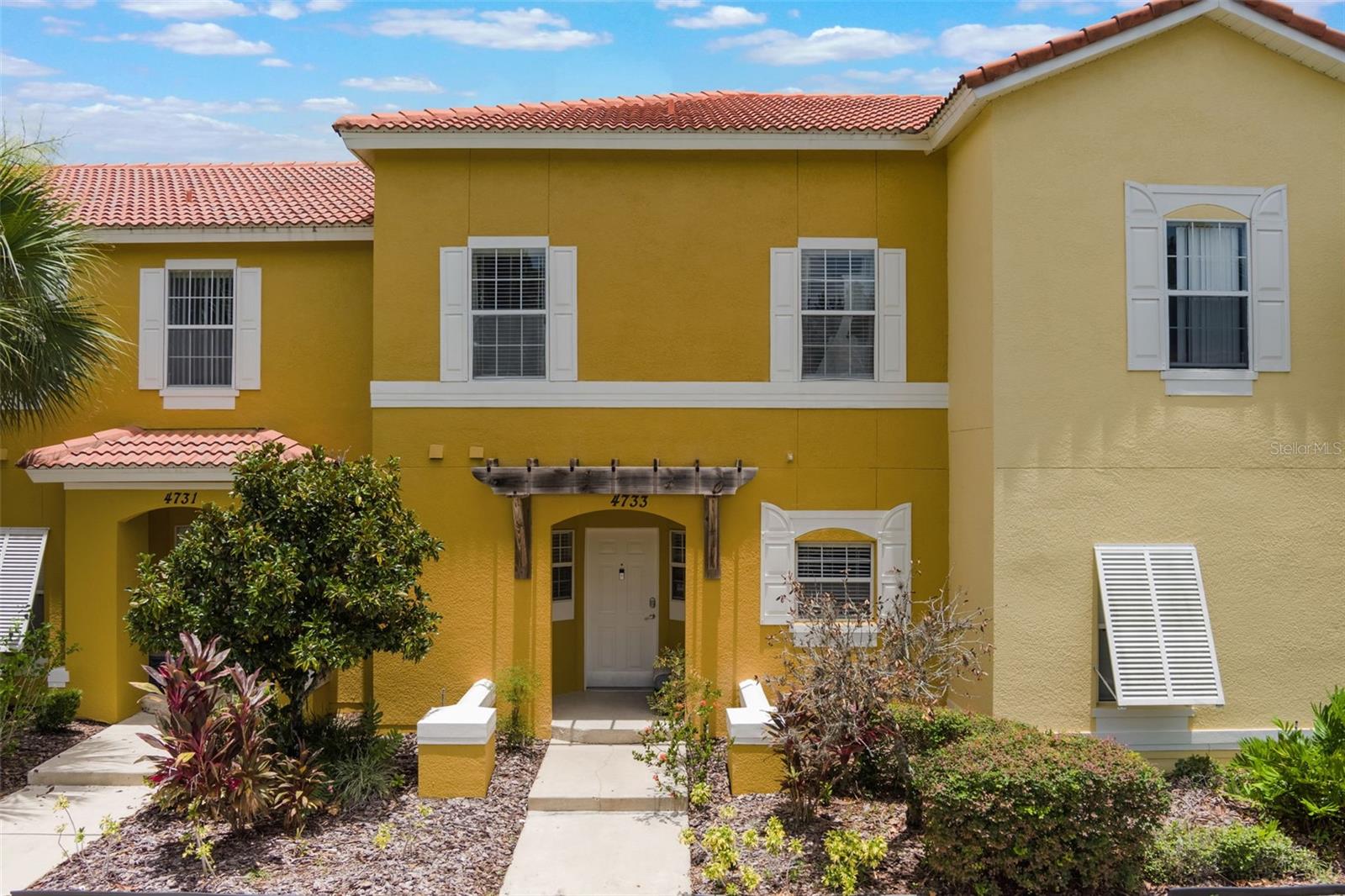 4733 VERO BEACH PLACE