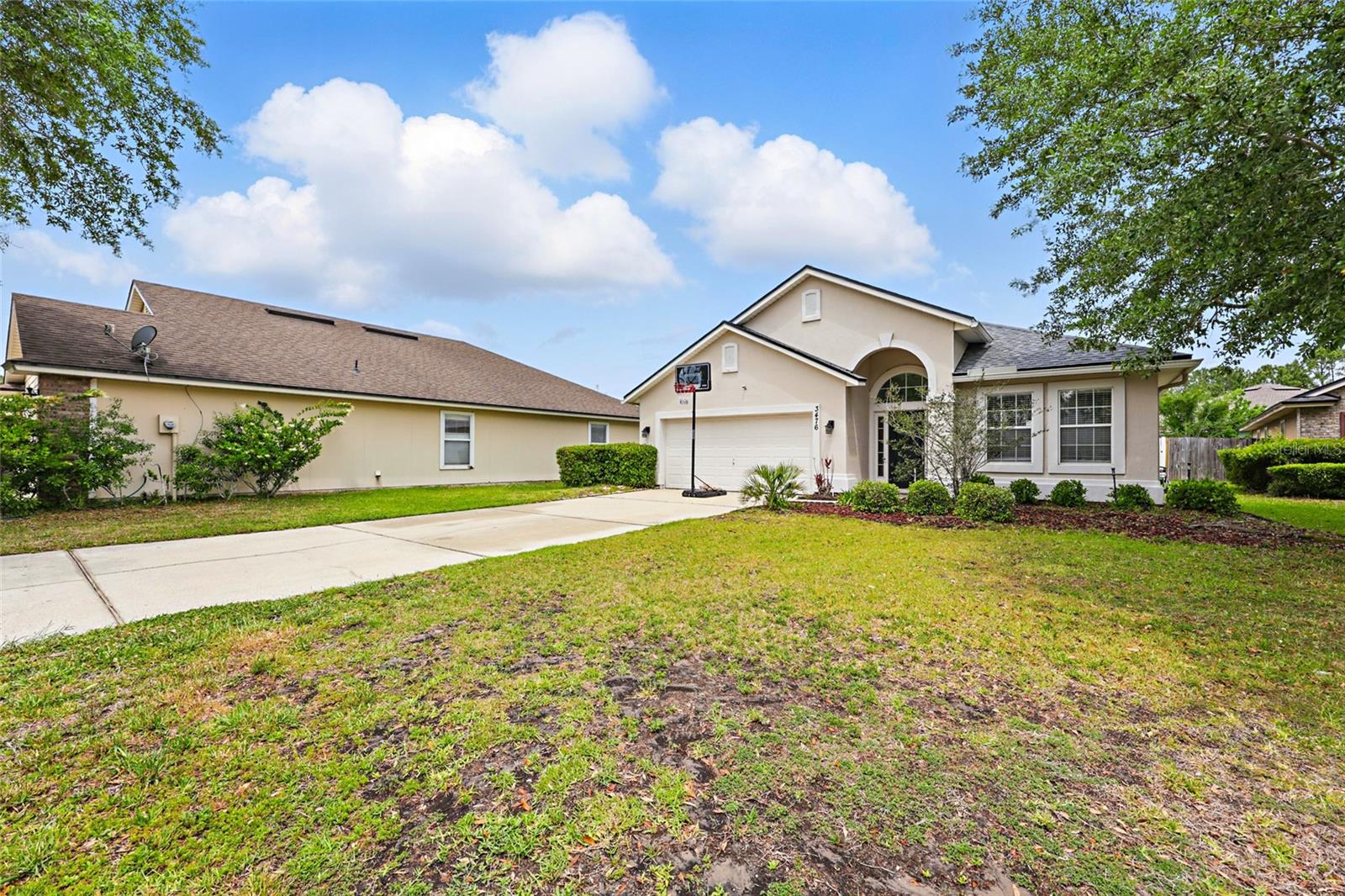 3476 WATERFORD OAKS DRIVE