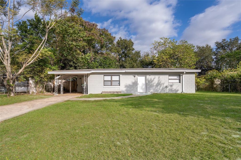 Photo of 5605 Lejeune Drive, Orlando, FL 32808 (MLS # O6367756)