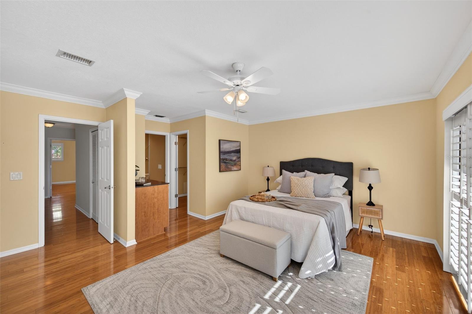 LINKS THE CONDO - Residential