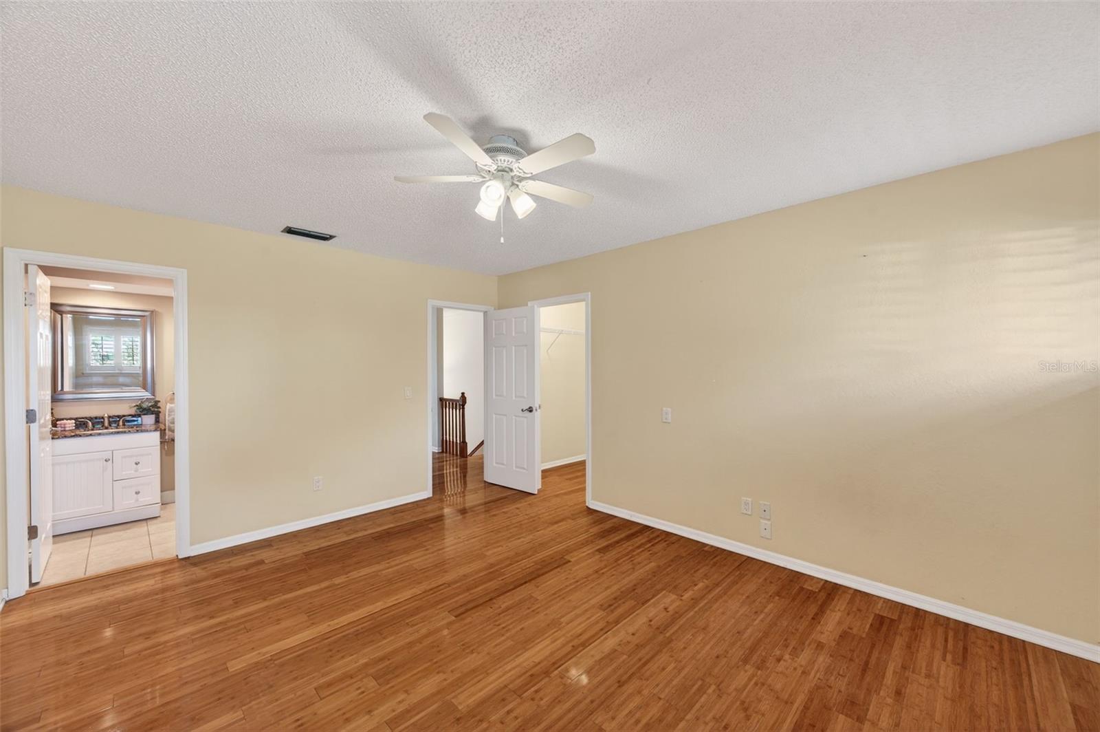 LINKS THE CONDO - Residential