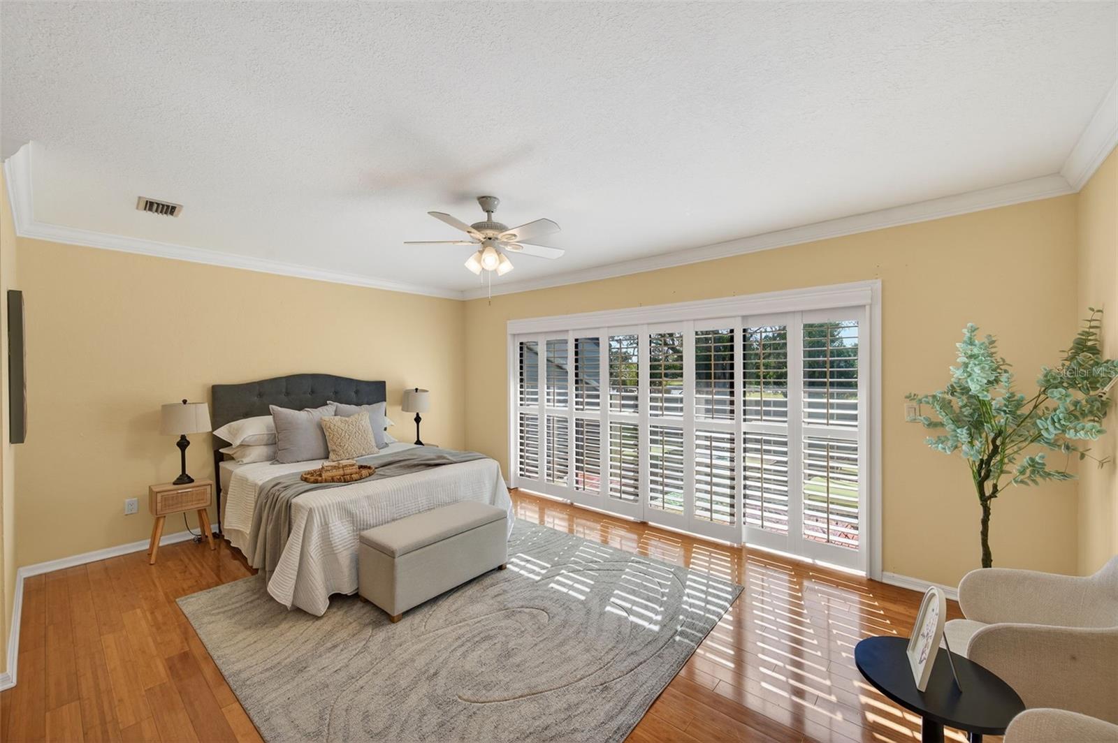 LINKS THE CONDO - Residential