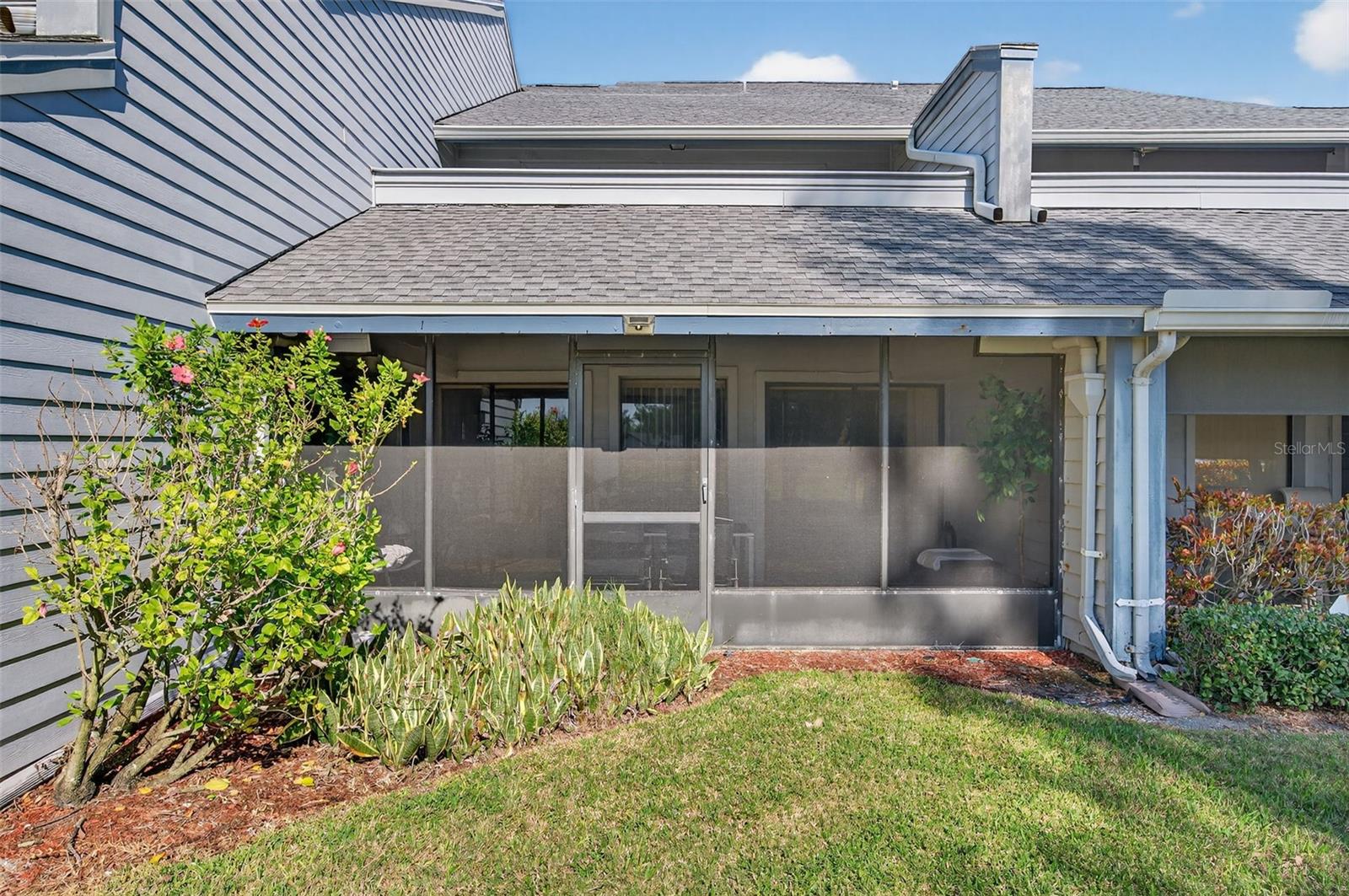 LINKS THE CONDO - Residential