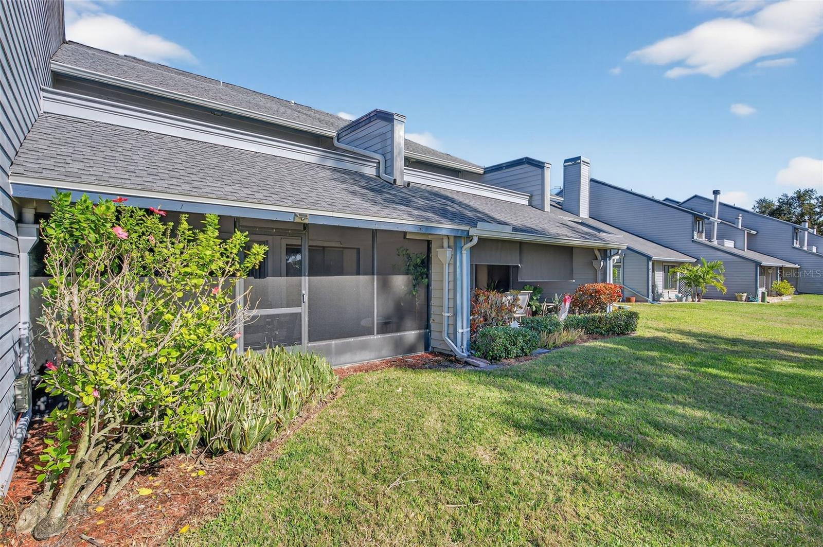 LINKS THE CONDO - Residential