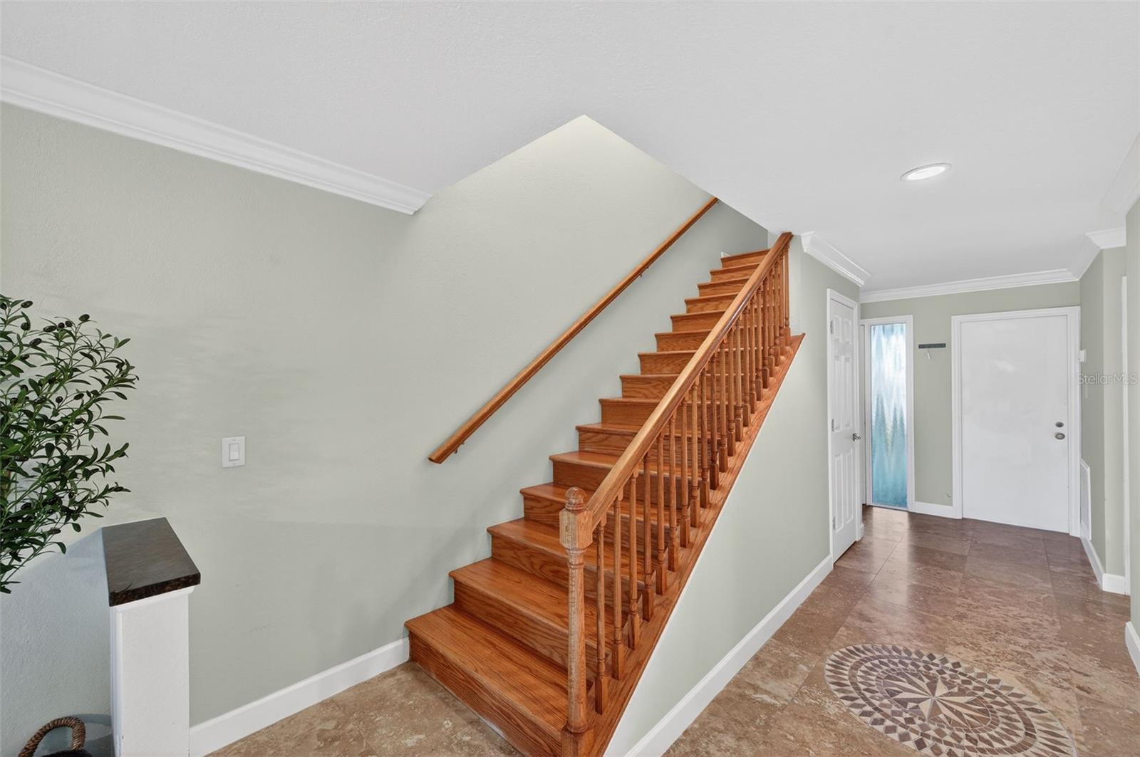 LINKS THE CONDO - Residential