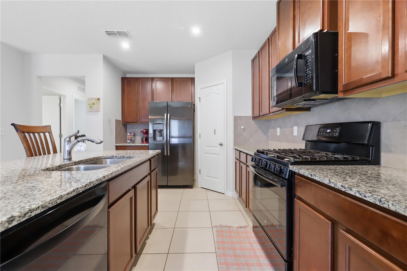 VICTORIA TRLS NORTHWEST 7 PH 2 - Residential