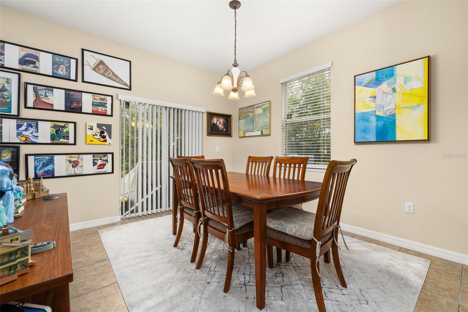 TUCKER OAKS - Residential