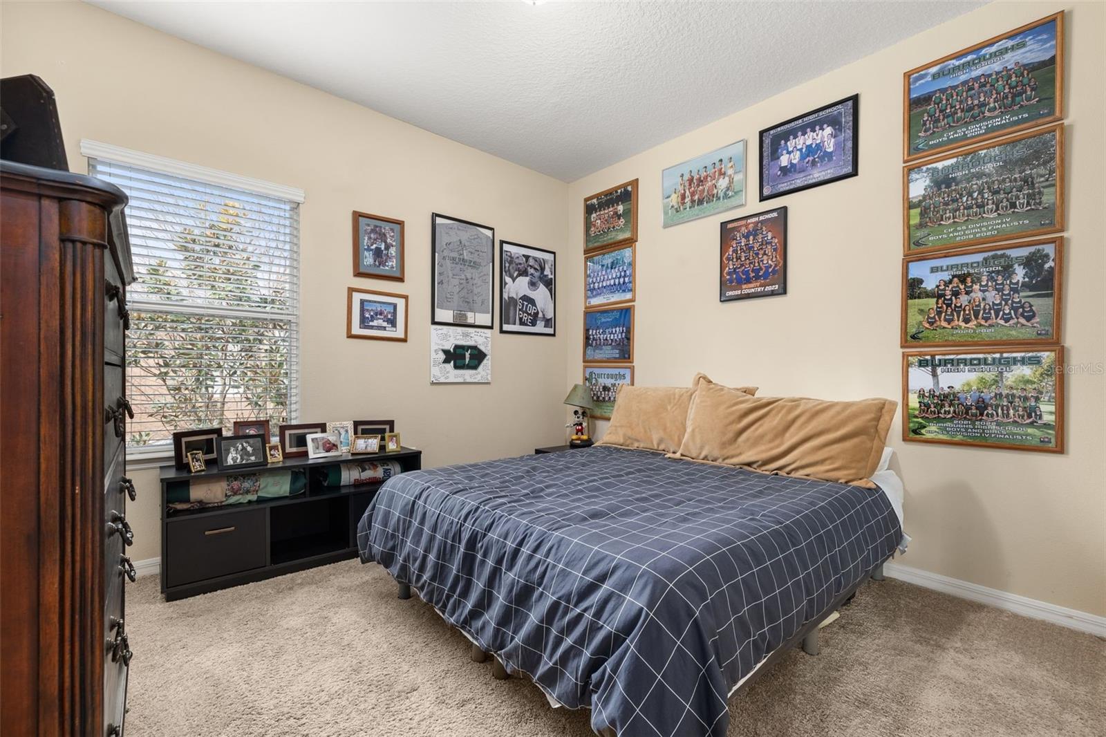 TUCKER OAKS - Residential