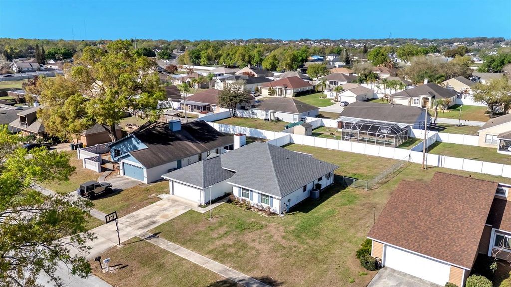 Photo of 5249 Nichols Drive W, Lakeland, FL 33812 (MLS # L4959977)