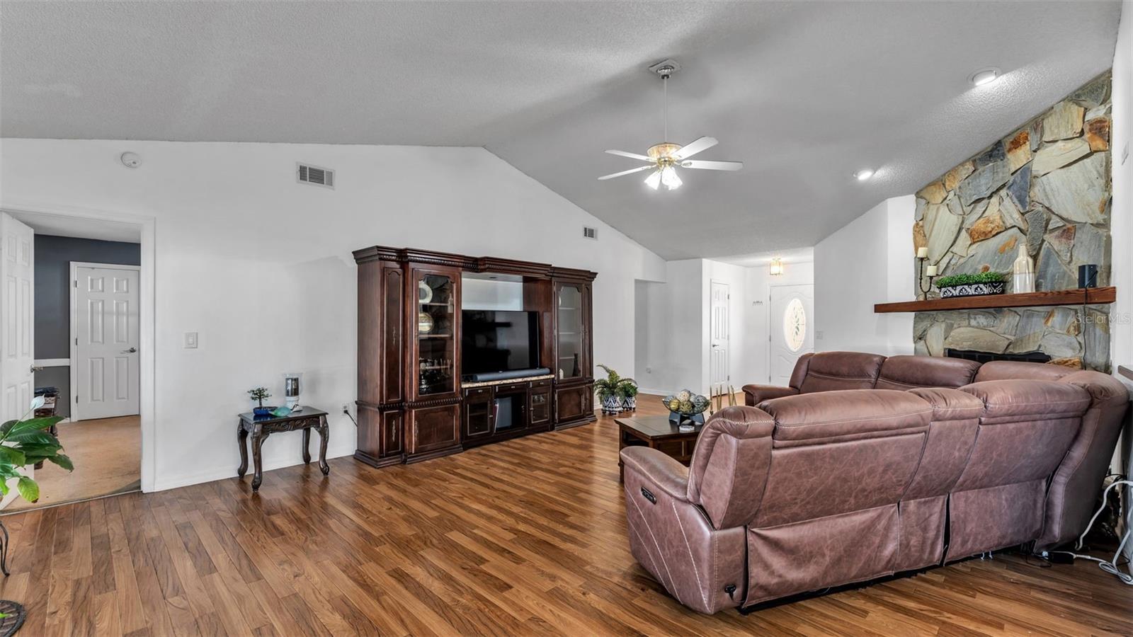 GREENTREE 02 - Residential