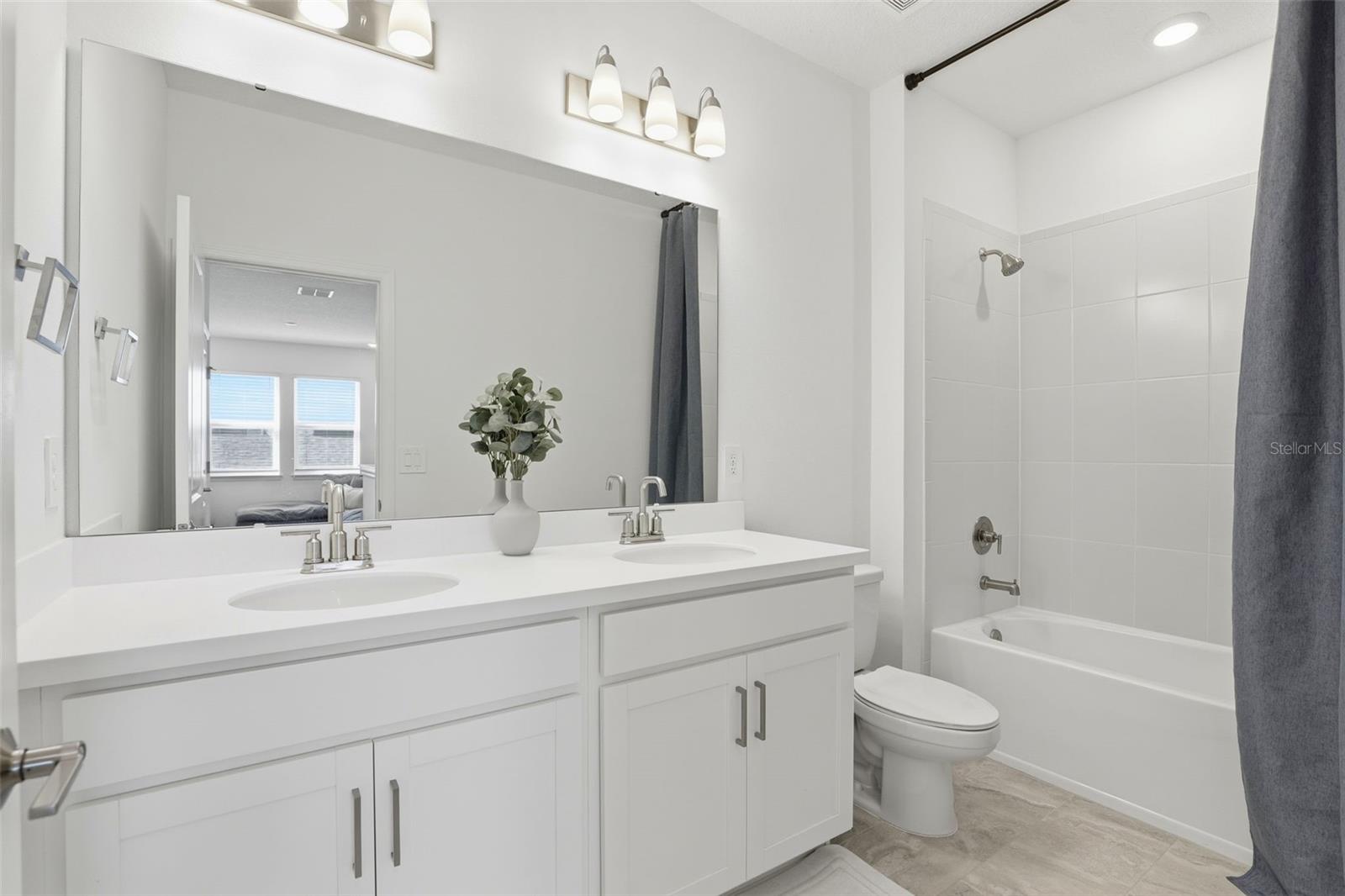 WATERS AT CENTER LAKE RANCH PH 1A - Residential