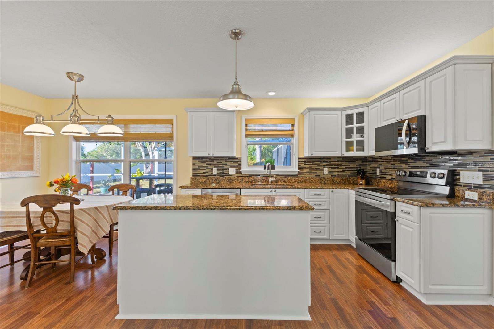 COUNTRY CREEK PH II - Residential