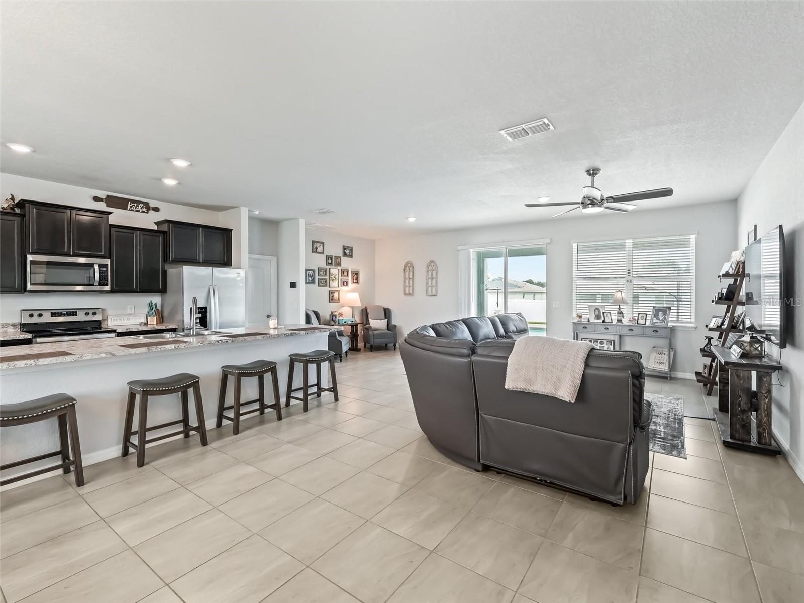 SUMMERCREST - Residential