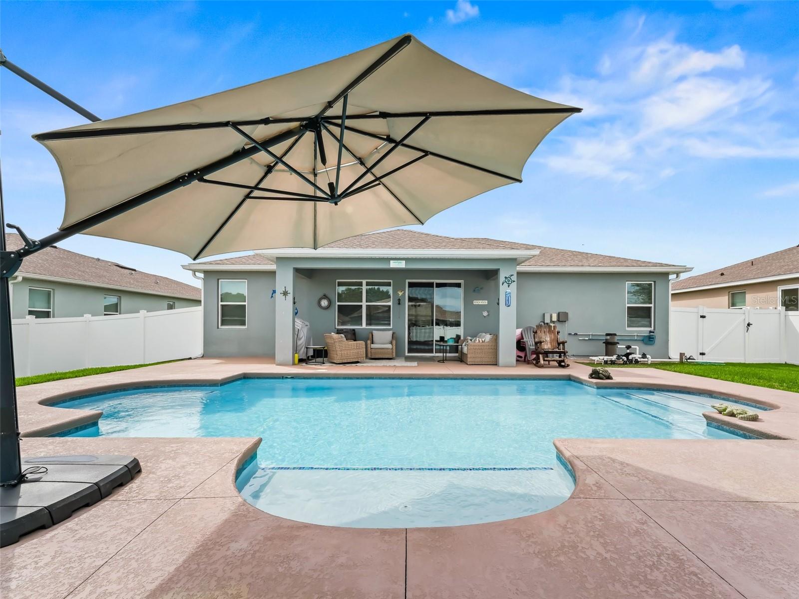 SUMMERCREST - Residential