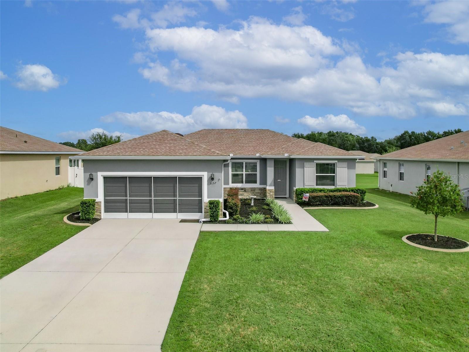 SUMMERCREST - Residential