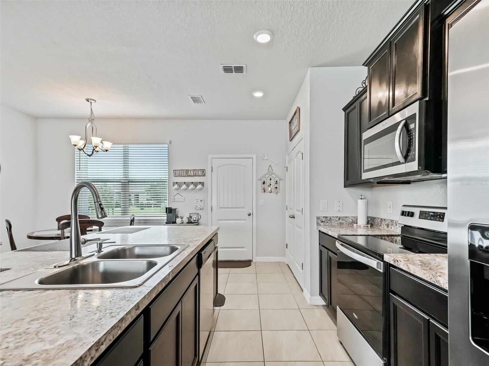 SUMMERCREST - Residential