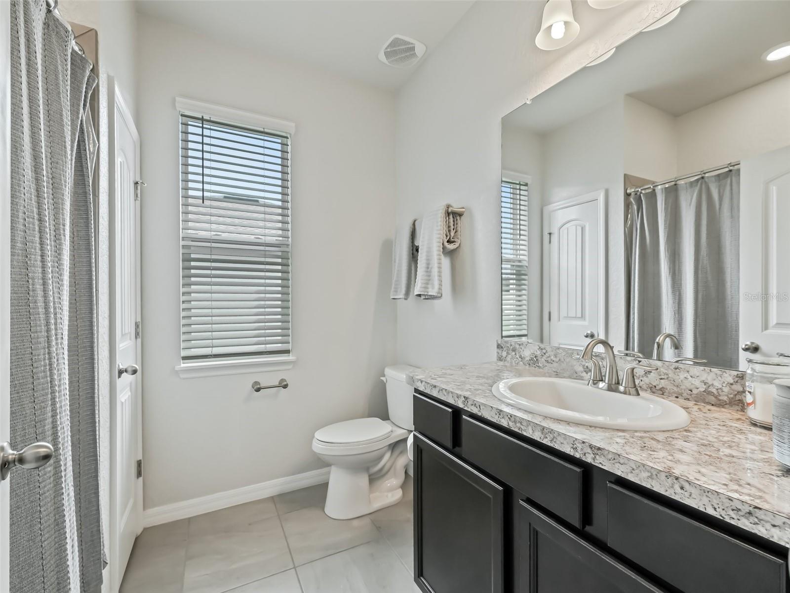 SUMMERCREST - Residential