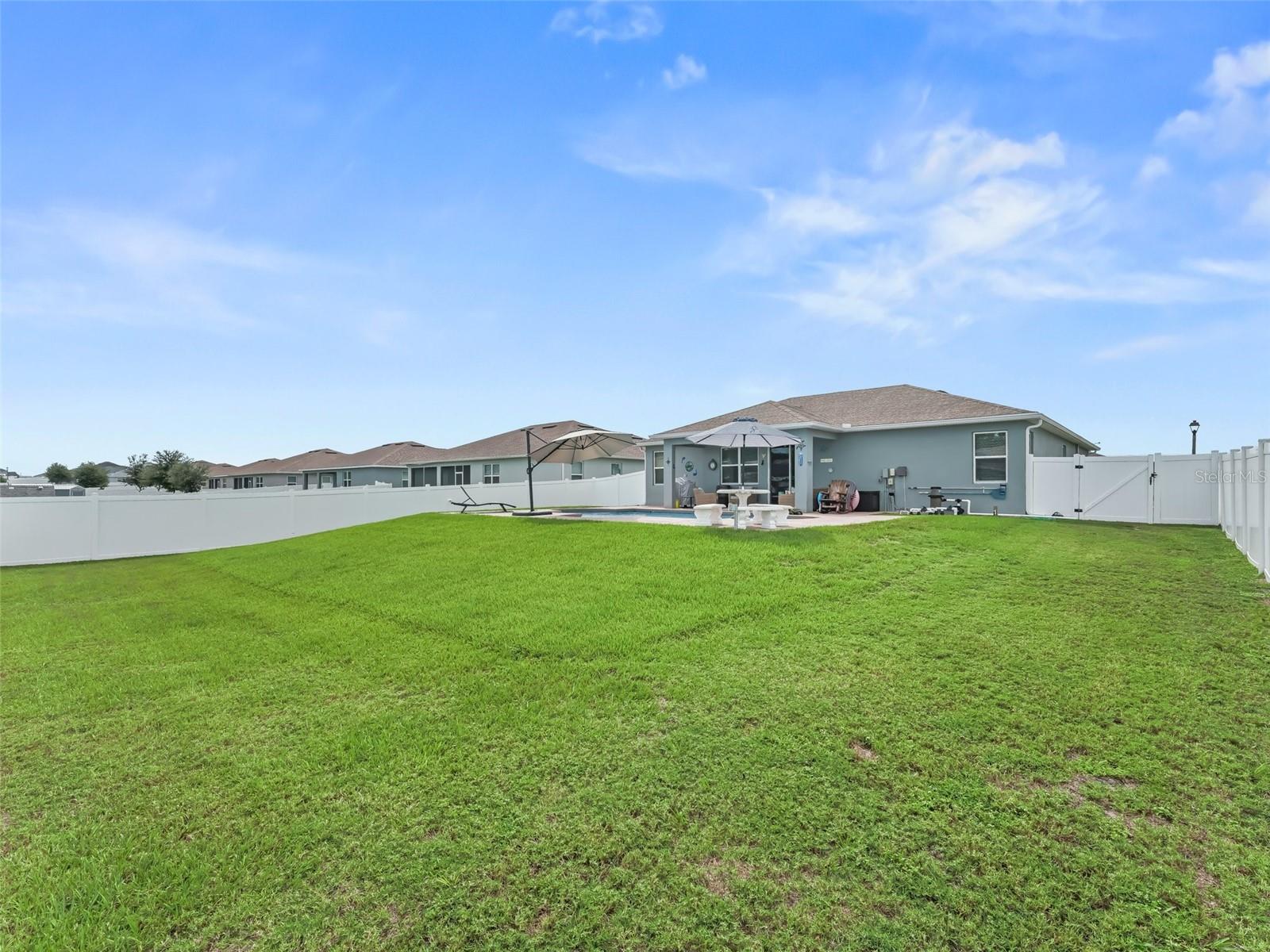 SUMMERCREST - Residential