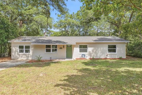 Photo of 6040 Knollwood Dr, Ridge Manor, FL 33523 (MLS # TB8504578)