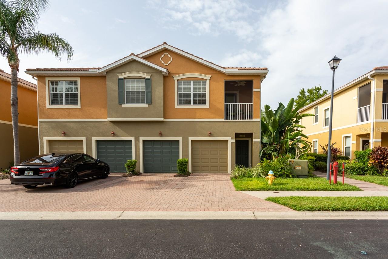 View SARASOTA, FL 34233 condo