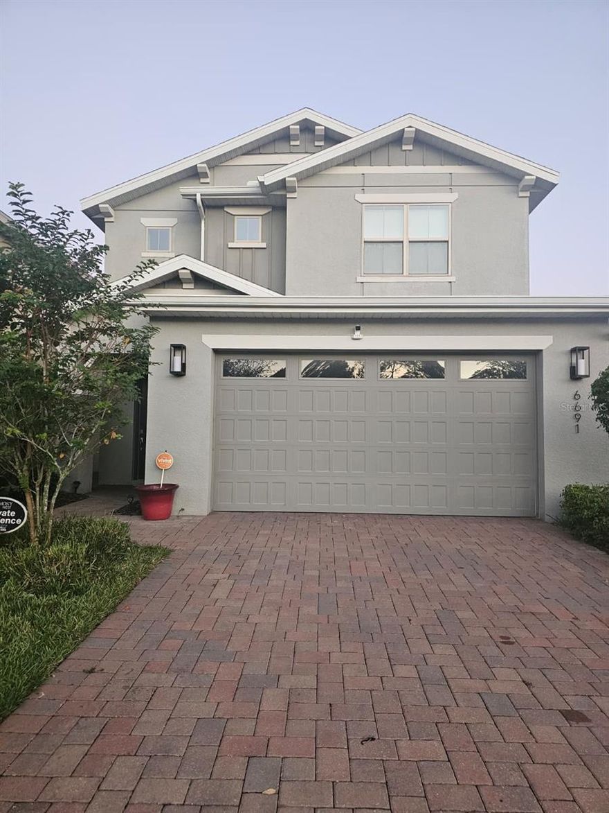 Beautiful 5 bed / 3.5 bath home for rent in Harmony West! Built in 2019, this spacious two-story home features 10ft ceilings, wood-look tile floors, quartz countertops, 42” cabinets, and a downstairs primary suite. Enjoy a screened paver lanai, mature landscaping, and a flexible 5th bedroom/office.
Alarm security system + water softener included!

Resort-style community amenities: pool, splash pad, gym, clubhouse, playground & walking trails.
Prime location — 2 min to 192, 3 min to amenities, 20 min to Lake Nona, 15 min to Downtown St. Cloud.
Schedule your showing today!