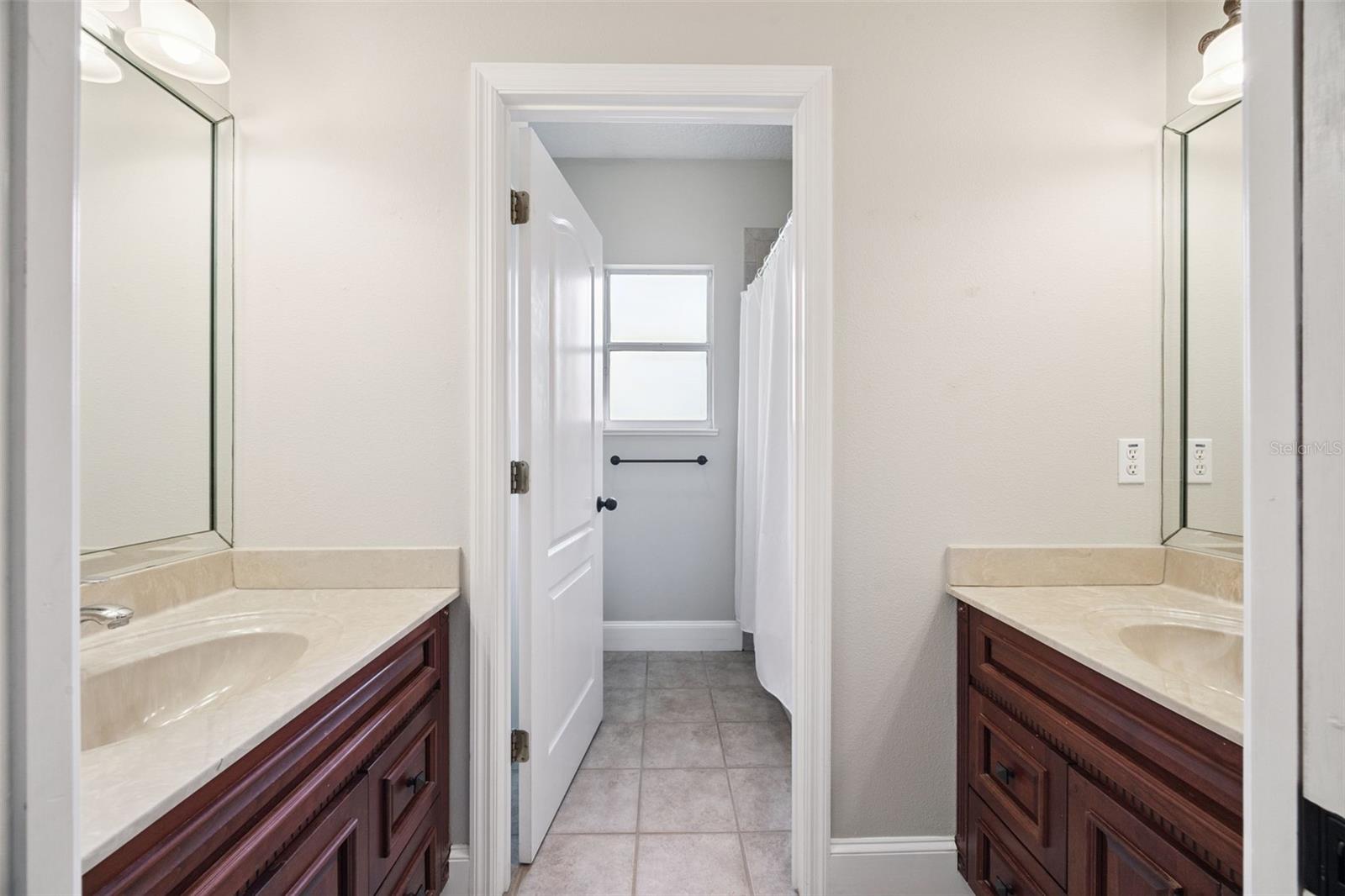 ASHLEY COVE UNIT 2 - Residential