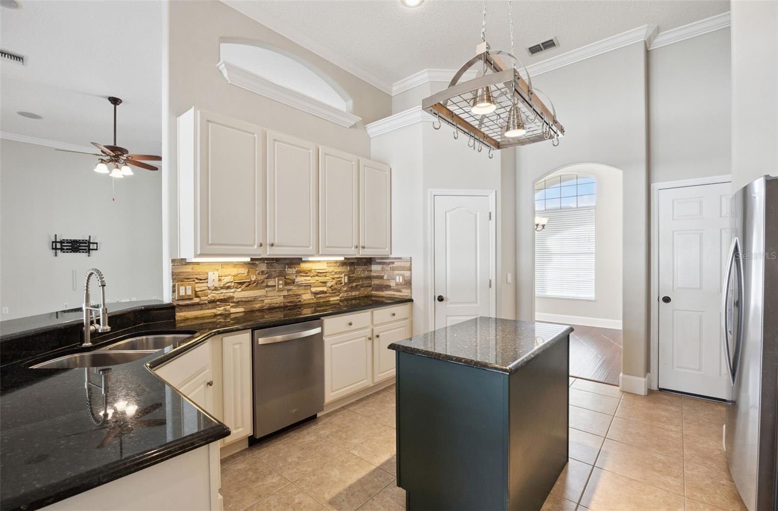 ASHLEY COVE UNIT 2 - Residential